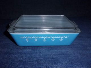 Pyrex Snowflake Garland 1 1/2 Quart Refrigerator Dish