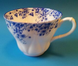 Royal Albert Dainty Blue Tea Cup and Saucer 5