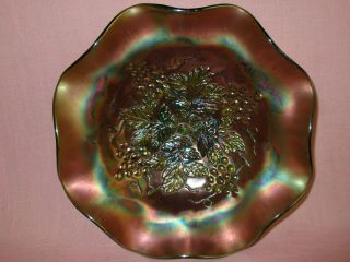Antique Northwood Carnival Glass Emerald Green Iridescent Grapes & Flowers Bowl