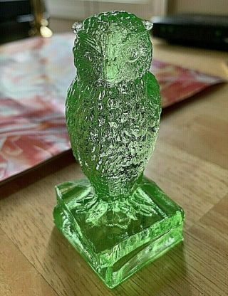 Owl Figurine Vaseline Lime Green Degenhart Glass Glows