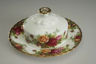 Royal Albert Bone China " Old Country Roses " Covered Round Butter Dish Plate