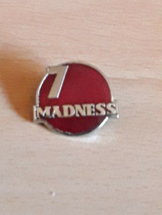 VINTAGE 1970s/80s MADNESS 7 SUGGS NUTTY SKA 2 TWO TONE METAL PIN BADGE 2