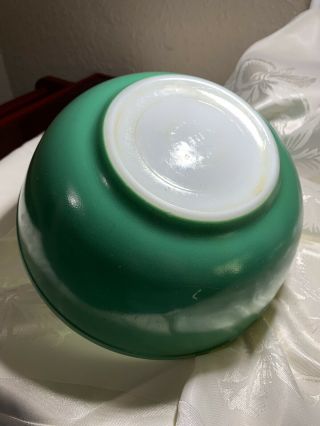 2 Pyrex vtg 1950 ' s YELLOW large 4 qt.  404 And Green mixing bowl primary colors 3