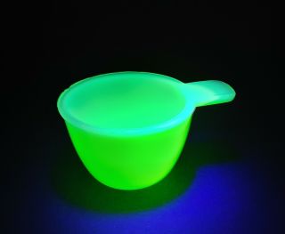 Vintage Jadite Uranium Glass 1/3 Measuring Cup Green Depression Glass Jadeite
