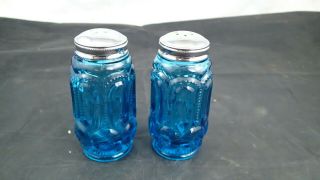 Pair Colonial Blue Moon And Stars Le Smith Glass Salt And Pepper Shakers S&p 
