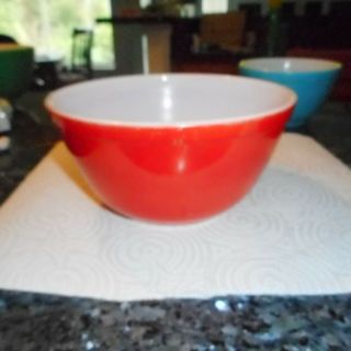 Vintage Pyrex 402 Primary Red Mixing Bowl