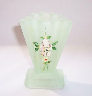 Vintage 1930s Art Deco Frosted Green Bagley Vase Grantham Pattern