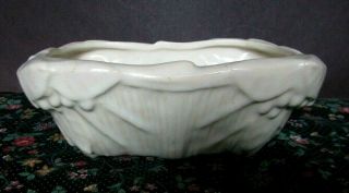 Vintage Mccoy Creamy White Leaves And Berries Planter