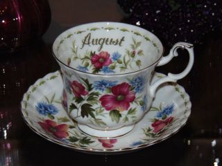 Vintage Royal Albert Bone China August Flower Of The Month Teacup Set Poppies