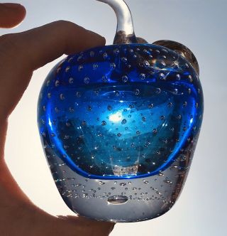 Vintage Art Glass Cobalt Blue Apple W/ Clear Controlled Bubble Paperweight Euc