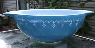 Pyrex Snowflake Blue Garland 444 4 Quart Cinderella Mixing Nesting Bowl 1972 - 75