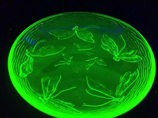 Green Vaseline Glass Dragonfly Candy Jam Dish Master Salt Bowl Uranium Berry Art