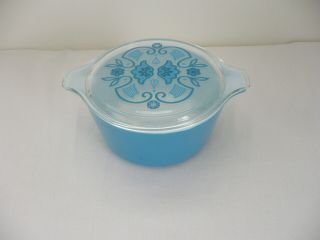 Vintage Pyrex Blue Casserole Dish W/patterned Lid