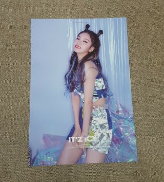 K - Pop Itzy Album - [it’z Icy] Yeji Ver Official Poster - -