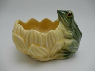 Vintage Mccoy Green Frog On Yellow Lotus Flower Lily Pad Trinket Jewelry Dish
