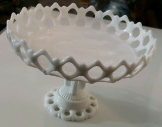 Westmoreland Lrg.  White Milk Glass Doric Lace Footed Pedestal Compote Fruit Bowl
