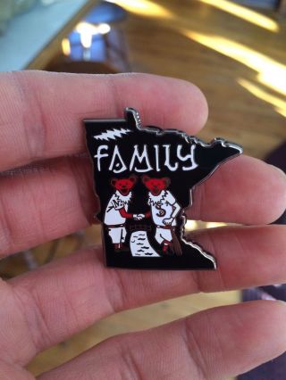 Minnesota State Grateful Dead Family Hat Pin Dancing Bears Saint Paul Dab 710