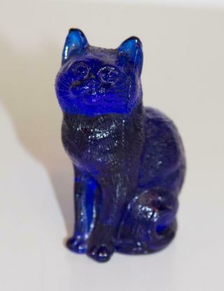Vintage Mosser Sitting Glass Cat Kitten Cobalt Blue Figurine Paperweight