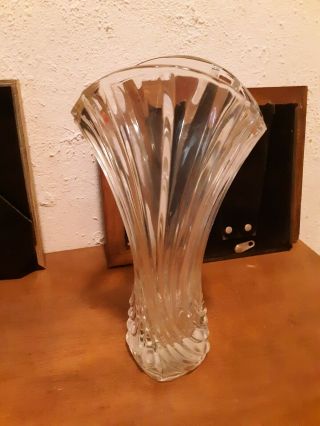 Mikasa Crystal Bud Glass Vase 8 Inches.  Still A Art Deco Style
