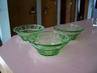 Doric Green 4 1/2 " Berry Bowls (3)