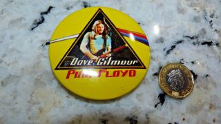 Vintage 197os/80s Pink Floyd (dave Gilmour) Large Bin Lid 65 Mm Rock Badge