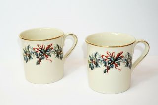 Lenox Winter Greetings 3.  5 " Coffee Mug Tea Cup 1995 Holiday Christmas Gold Trim