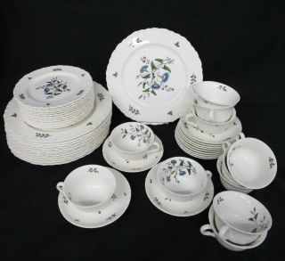 Williamsburg Wild Flowers Wedgewood Dinnerware Dinner And Side Plates Cups 47pcs