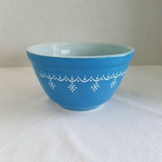 Vintage Pyrex Blue Snowflake/garland 401 1 1/2 Pt Nesting Bowl - V.  Good