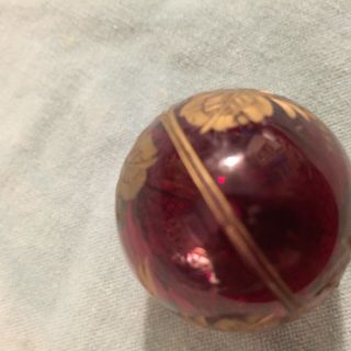 ANTIQUE BOHEMIAN GLASS RUBY RED PETITE 2 inch EGG ETCHED WITH GOLD PAINTED ROSES 5