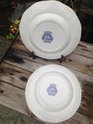 (2) ROYAL WARWICK ENGLAND LOCHS OF SCOTLAND BLUE & WHITE DINNER PLATES 5