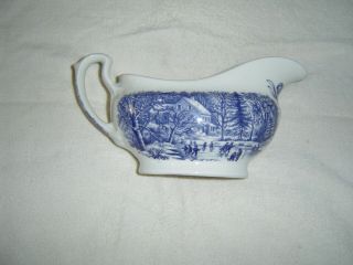 Currier and Ives “Early Winter” Gravy Boat Server made in England 3