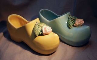Vintage Pair (2) Mccoy Art Pottery Planter,  Dutch Shoes Figural W/ Rose