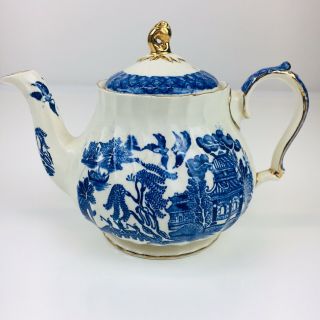 Vintage Sadler Blue Willow 5.  75” Teapot With Gold Trim,  Made In England