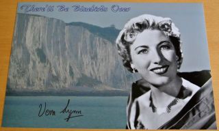 Dame Vera Lynn Hand Signed Autograph 12x8 Photo Ww2 Forces Sweetheart &