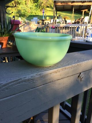 Vintage Jadeite Mixing Bowl Unmarked 7 Inch