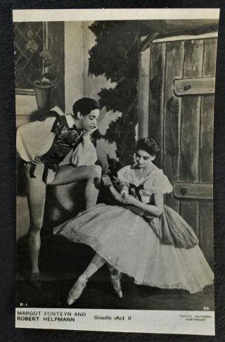 MARGOT FONTEYN.  ROBERT HELPMANN.  TWO VINTAGE 1940 ' s PHOTOS.  SADLERS WELLS BALLET 2