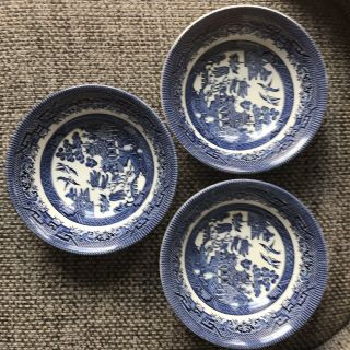 Set Of 3 Blue Willow Churchill 6” Bowls.  Vintage Made In England