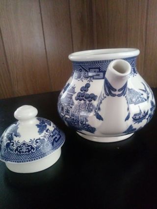 Churchill BLUE WILLOW Tea Pot with Lid Made in England Piece 6