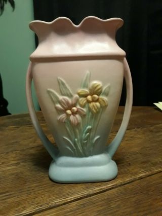 Hull Art Pottery Iris Vase 405 - 8 1/2