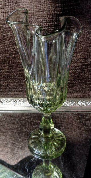 Vintage Fenton Colonial Green Thumbprint Handkerchief Vase 2