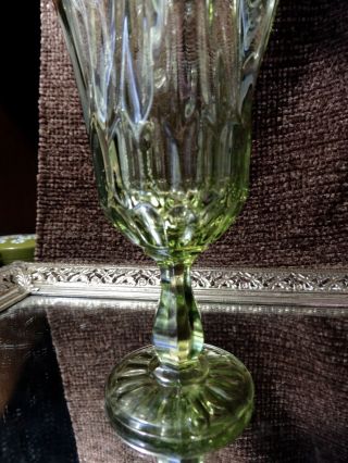 Vintage Fenton Colonial Green Thumbprint Handkerchief Vase 3