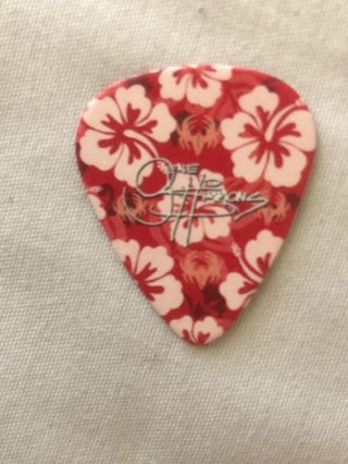 KISS Kruise IV 4 Guitar Pick Gene Simmons Autographed 2014 Red Floral Rare Bass 2