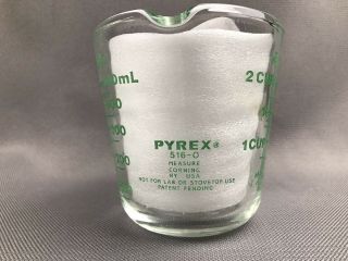 Pyrex number 516 - 0 Easy Read 2 Cup Green Lettering Measuring Cup 1 Pint,  500ml 2