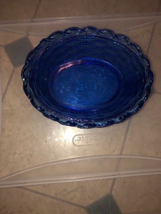 COBALT BLUE HEN ON NEST SCALLOPED GLASS CHICKEN CANDY DISH 5