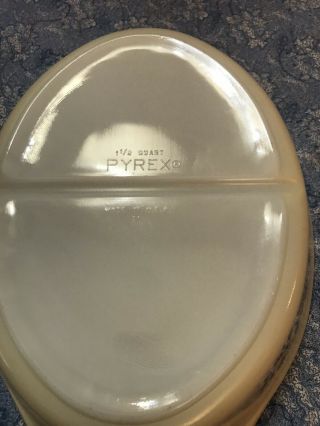 Vintage Pyrex Golden Acorn Divided Casserole Baking Dish with Lid 1 - 1/2 Quart 5