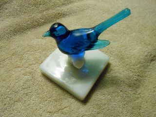 Rare Vintage Westmoreland Blue Glass Bird On Milk Glass Perch