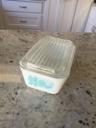 Pyrex Amish Butterprint Turquoise On White Refrigerator Dish W/Lid 3