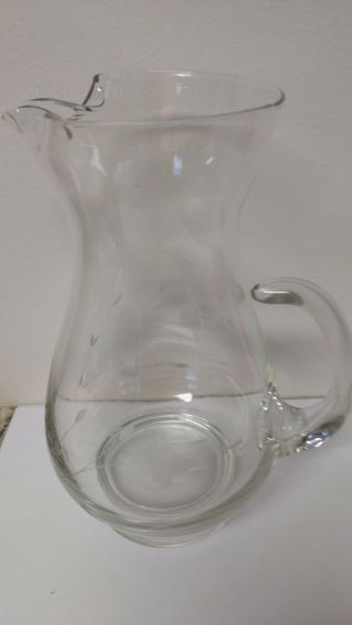 PRINCESS HOUSE ETCHED GLASS PITCHER.  HERITAGE 459.  CAT TAIL HANDLE.  ICE LIP 3