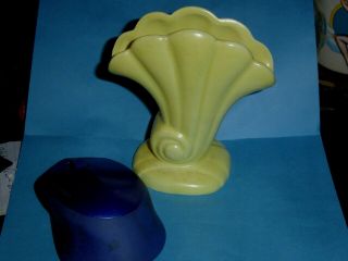 Vintage Art Deco Miniature Redwing Fan Shell Vase 897 Yellow 4 1/2 "