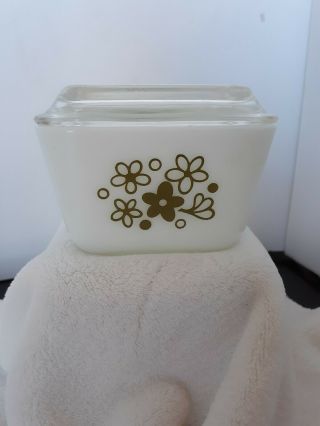 Pyrex Corning Crazy Daisy Refrigerator Dish 501 With Lid 1.  5 Cups White & Green